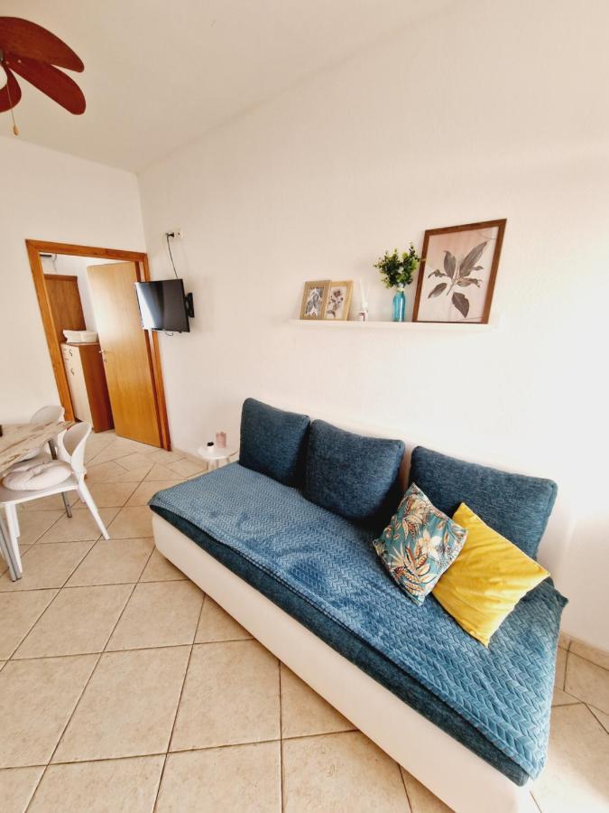 Melani Apartment
