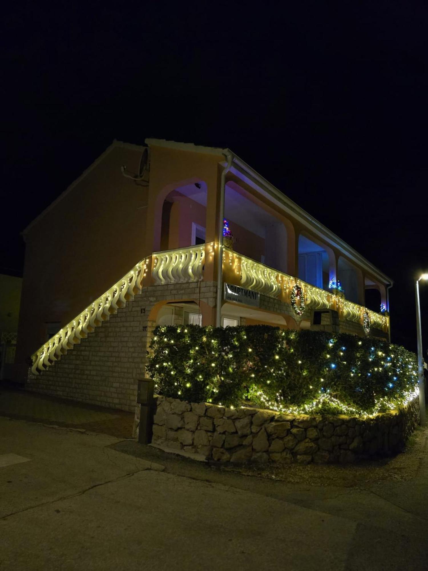Apartment Melani Vir