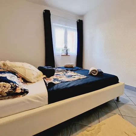 Apartment Melani Vir Zewnętrze zdjęcie