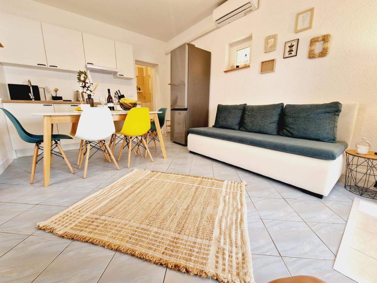 Melani Apartmán